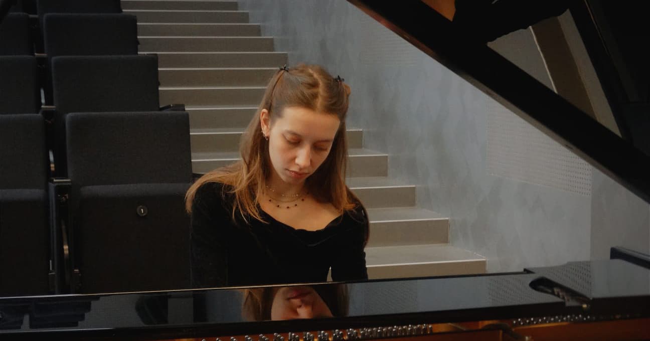 Nouvelle professeure de piano 2